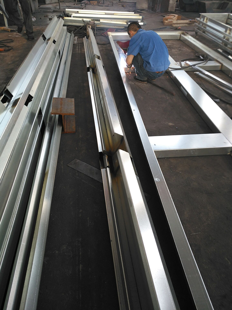 �촰�������a(ch��n)�F(xi��n)��